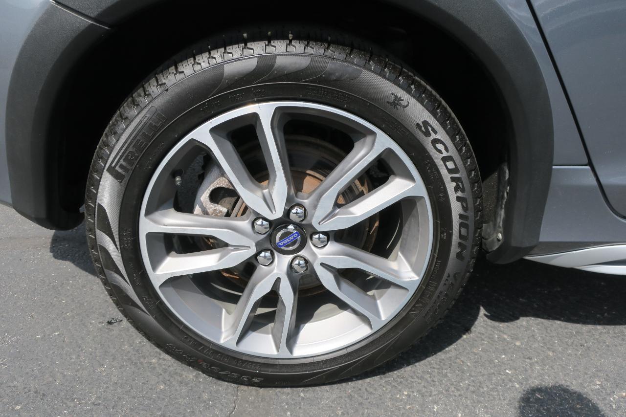 Volvo V60 Cross Country T5 Platinum 2016