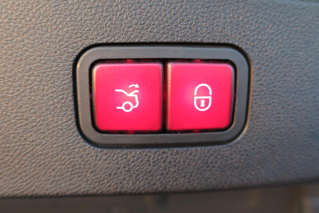 Mercedes-Benz E-Class E350 Sport 4MATIC Sedan 2016