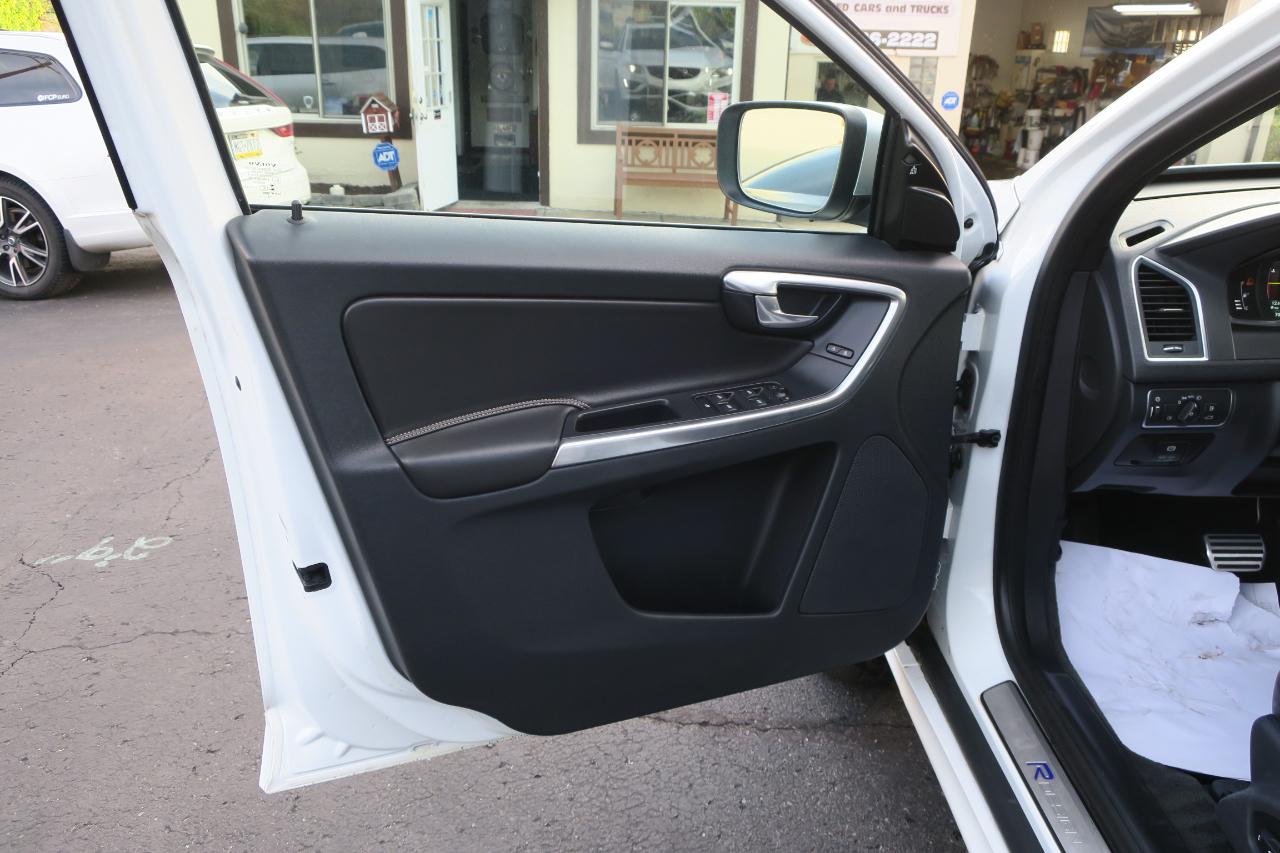 Volvo XC60 3.0 Platinum 4WD R-Design 2014