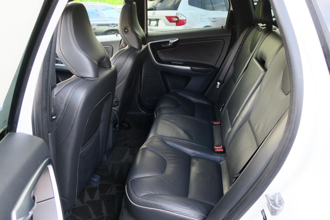 Volvo XC60 3.0 Platinum 4WD R-Design 2014