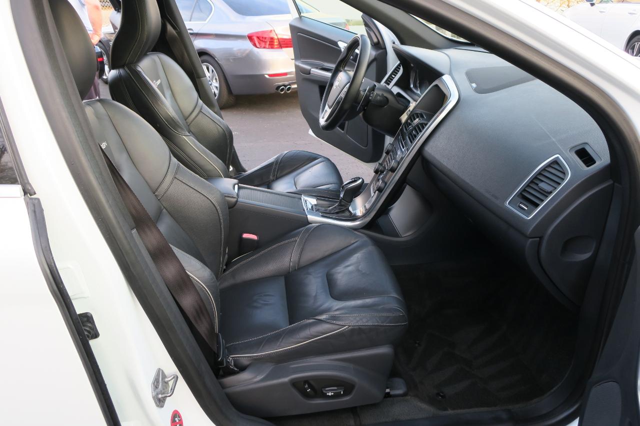 Volvo XC60 3.0 Platinum 4WD R-Design 2014