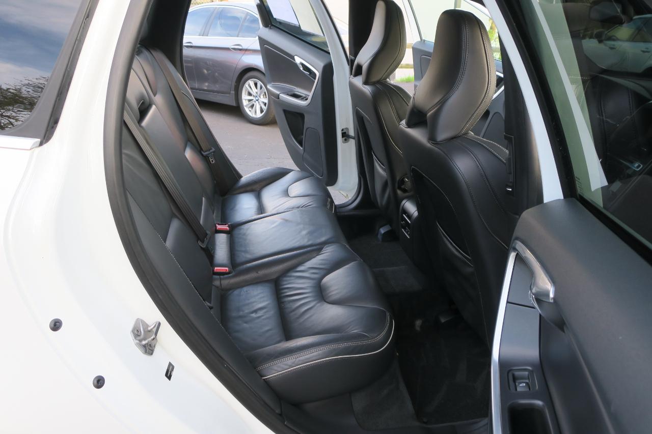 Volvo XC60 3.0 Platinum 4WD R-Design 2014