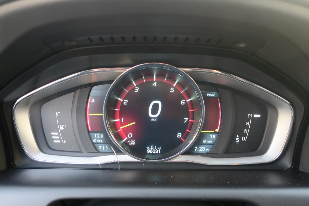 Volvo XC60 3.0 Platinum 4WD R-Design 2014