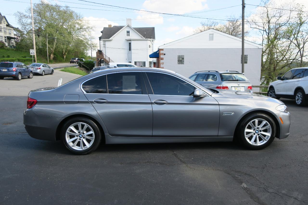 BMW 5-Series 528i xDrive 2016