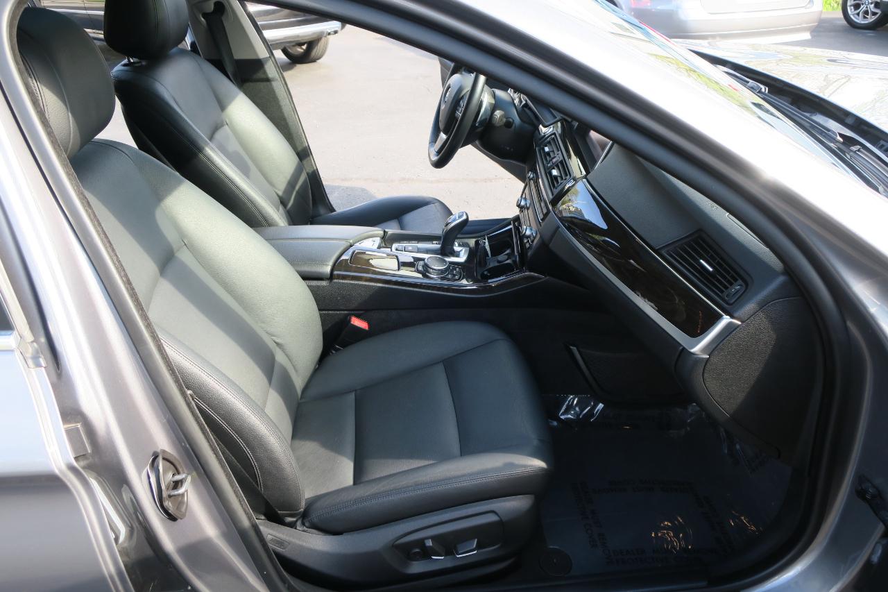 BMW 5-Series 528i xDrive 2016