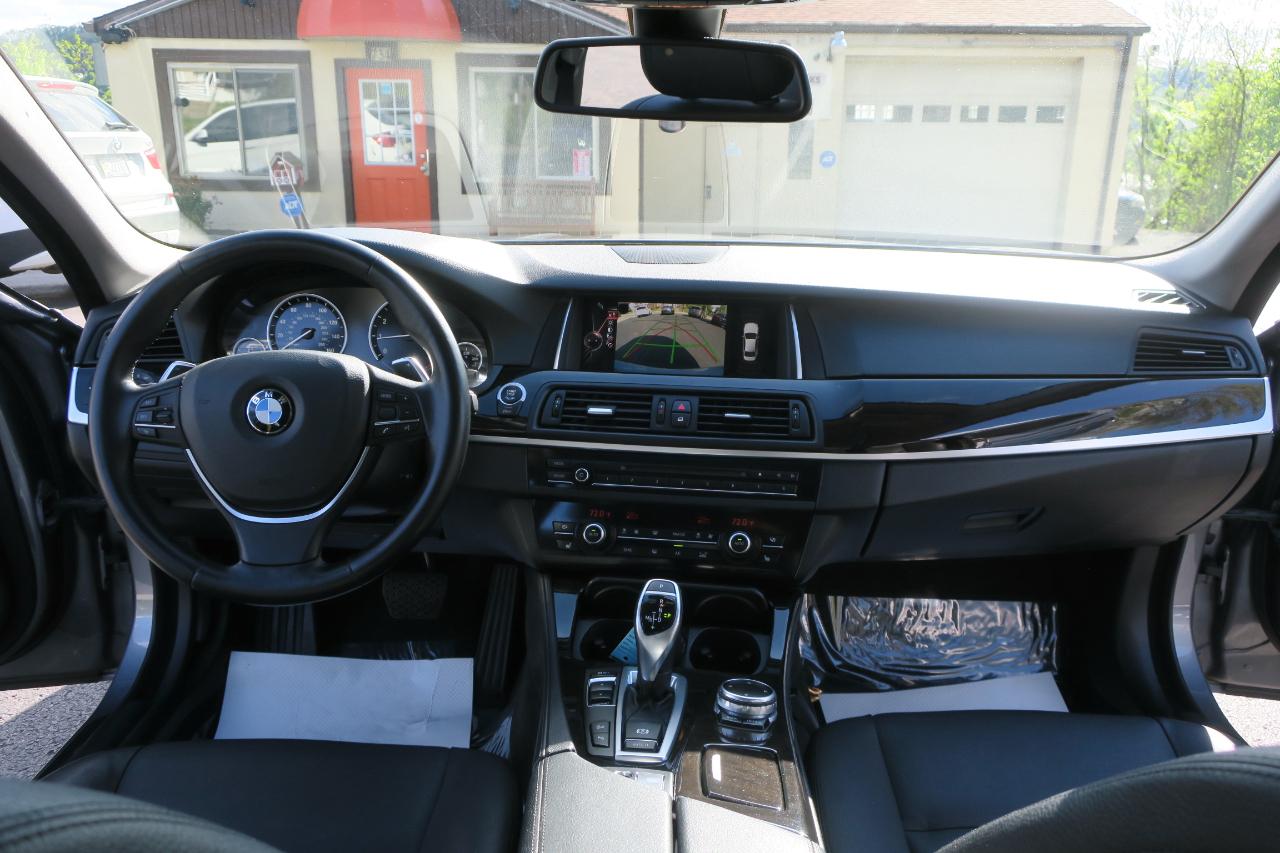 BMW 5-Series 528i xDrive 2016