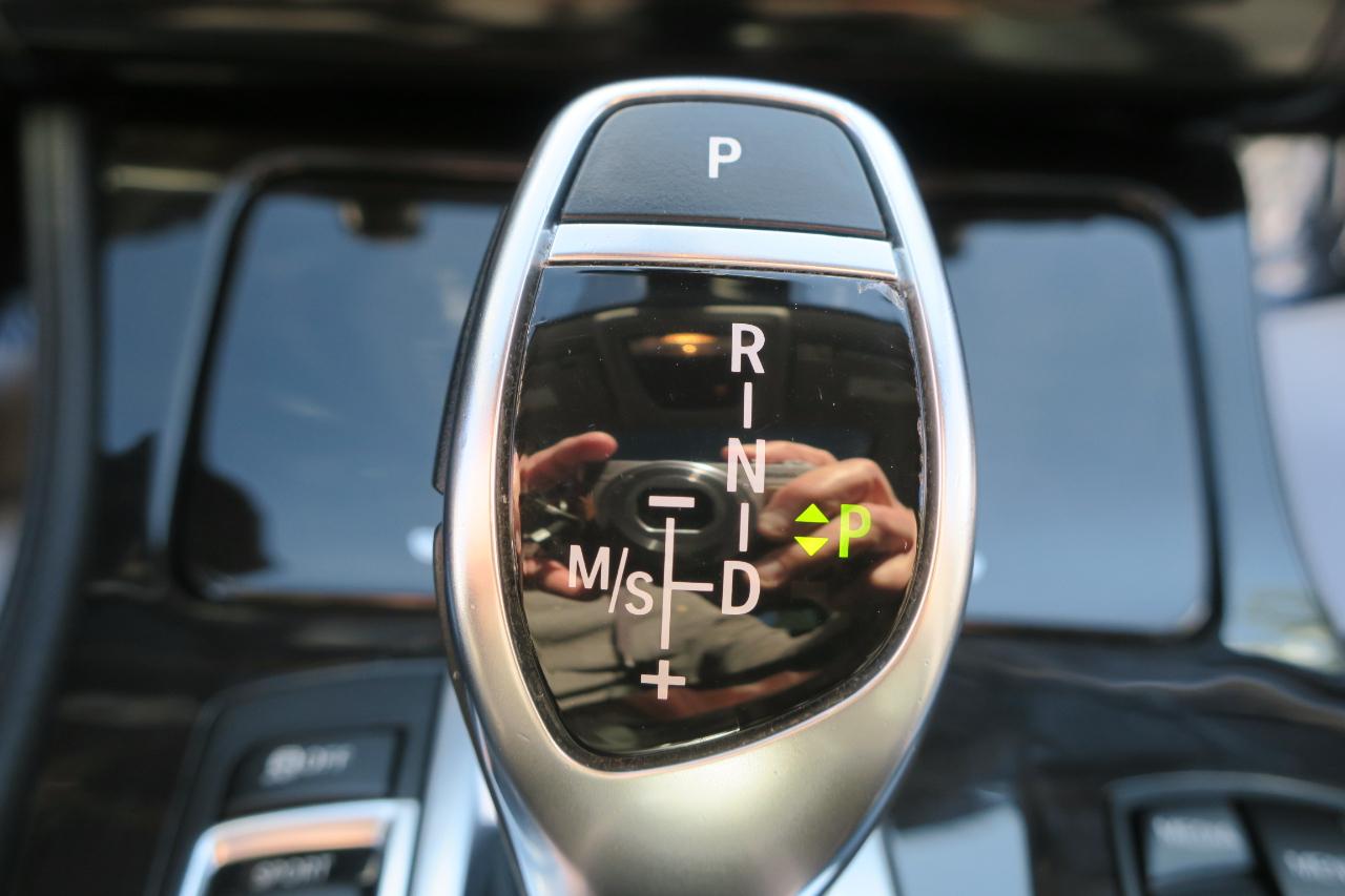 BMW 5-Series 528i xDrive 2016