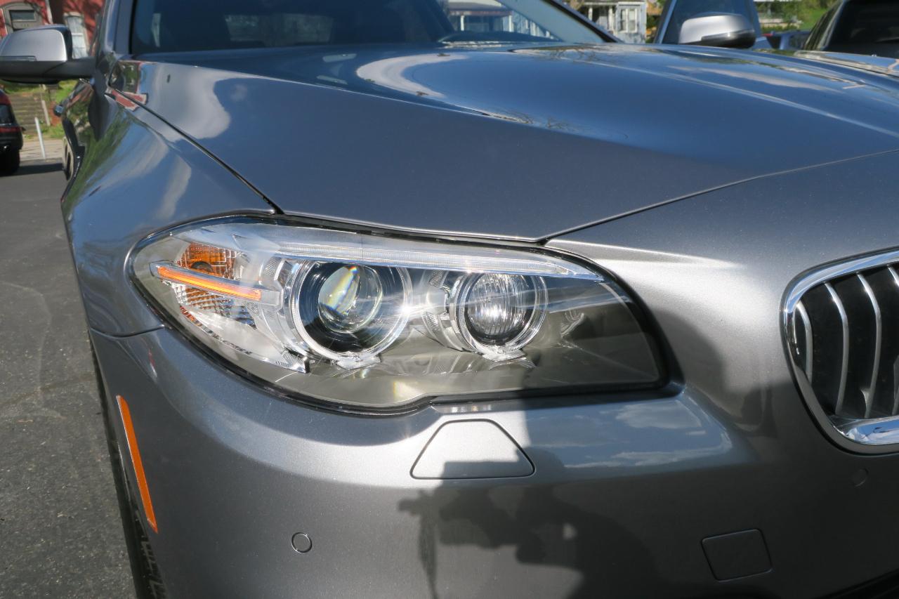 BMW 5-Series 528i xDrive 2016