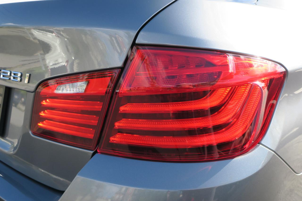 BMW 5-Series 528i xDrive 2016