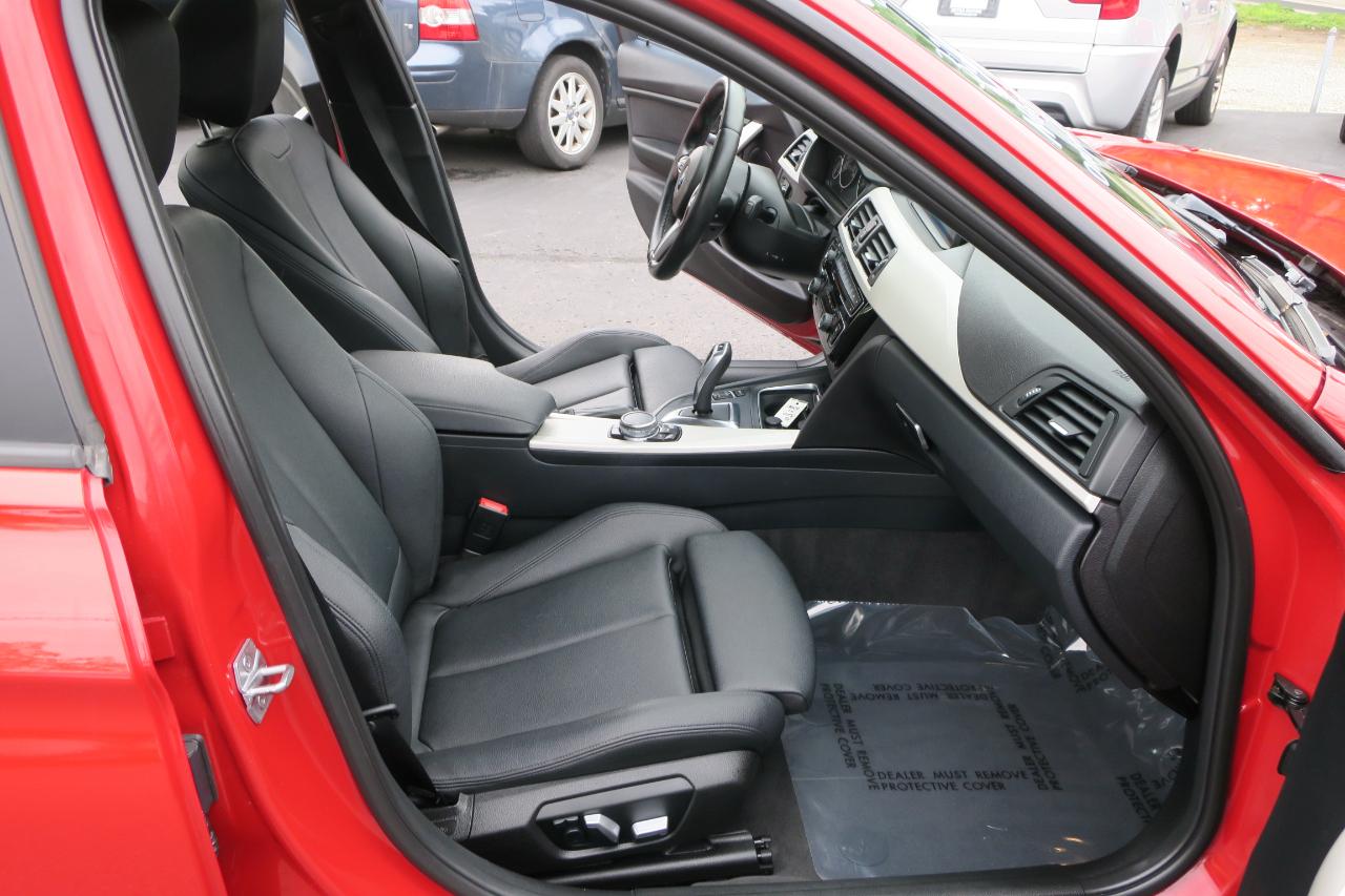 BMW 3-Series 320i xDrive Sedan 2016