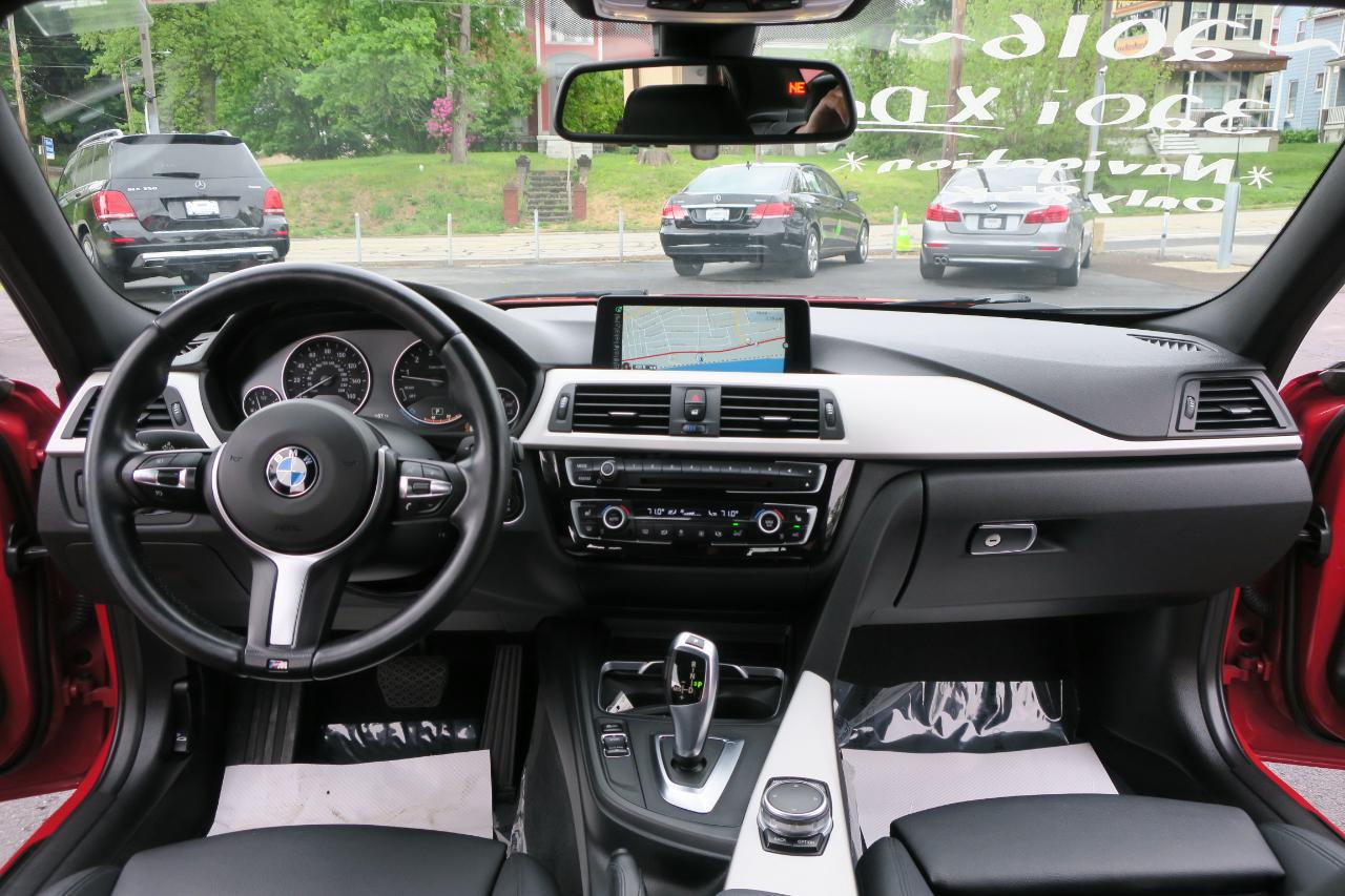 BMW 3-Series 320i xDrive Sedan 2016