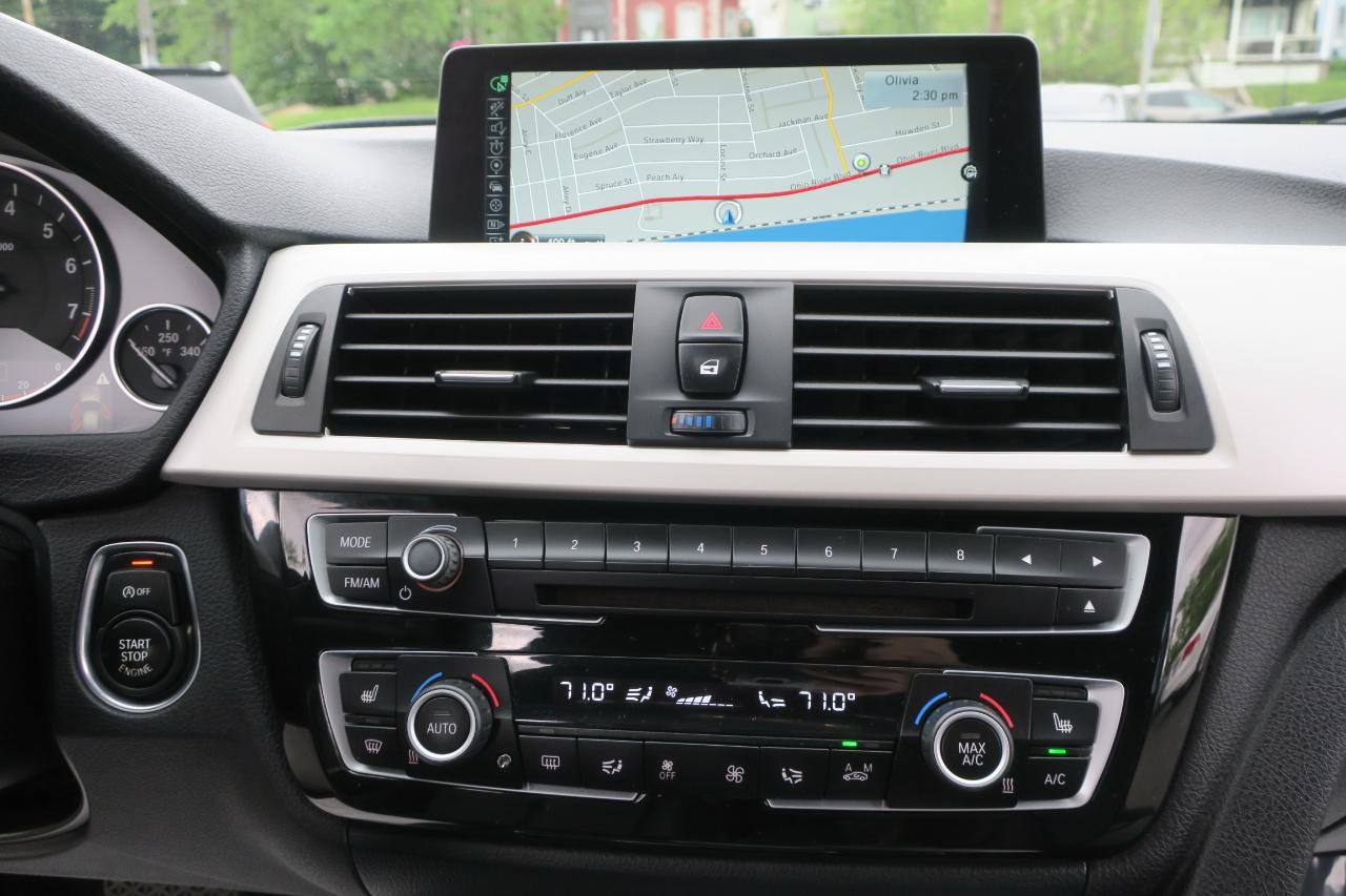 BMW 3-Series 320i xDrive Sedan 2016