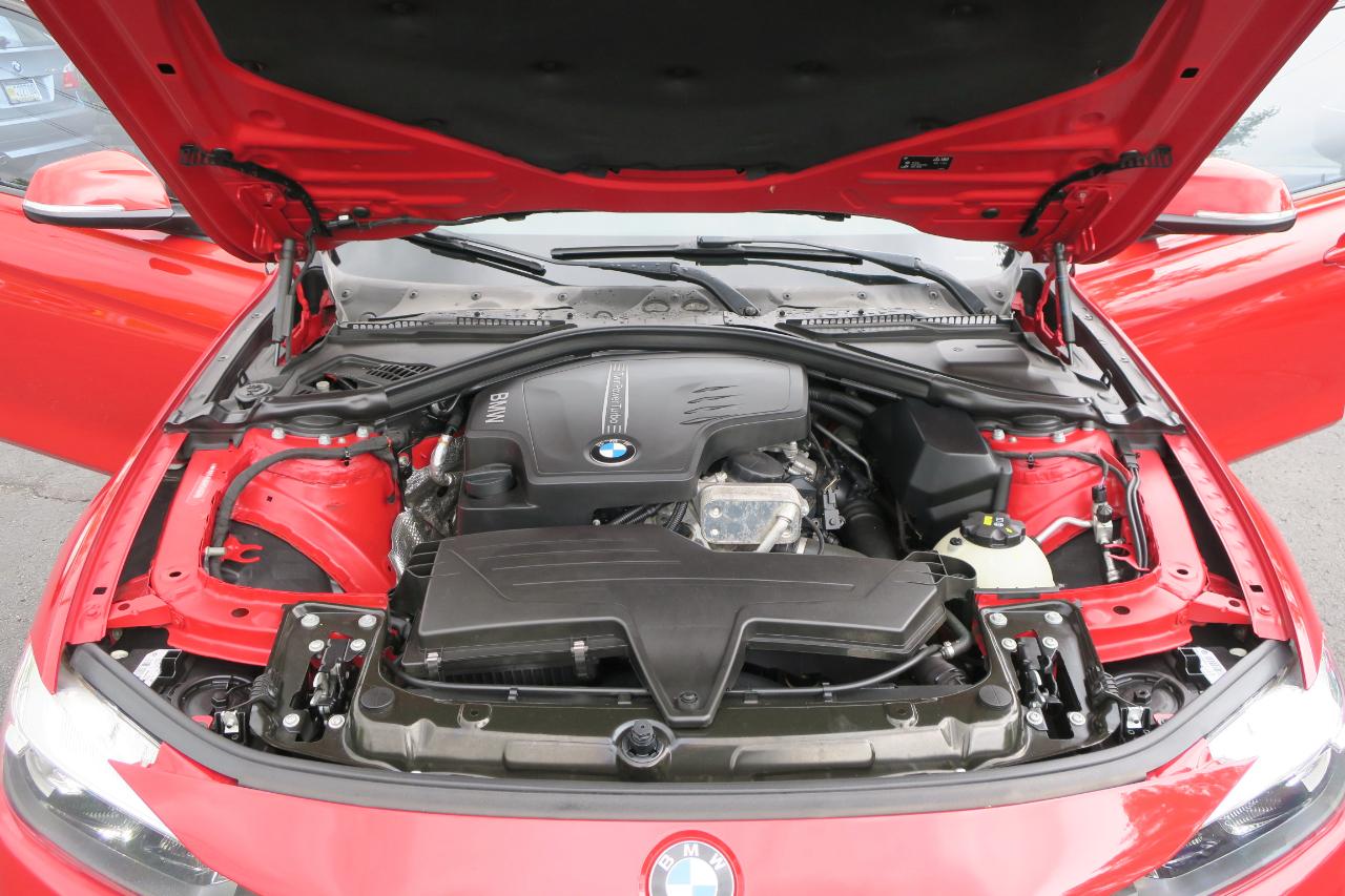 BMW 3-Series 320i xDrive Sedan 2016