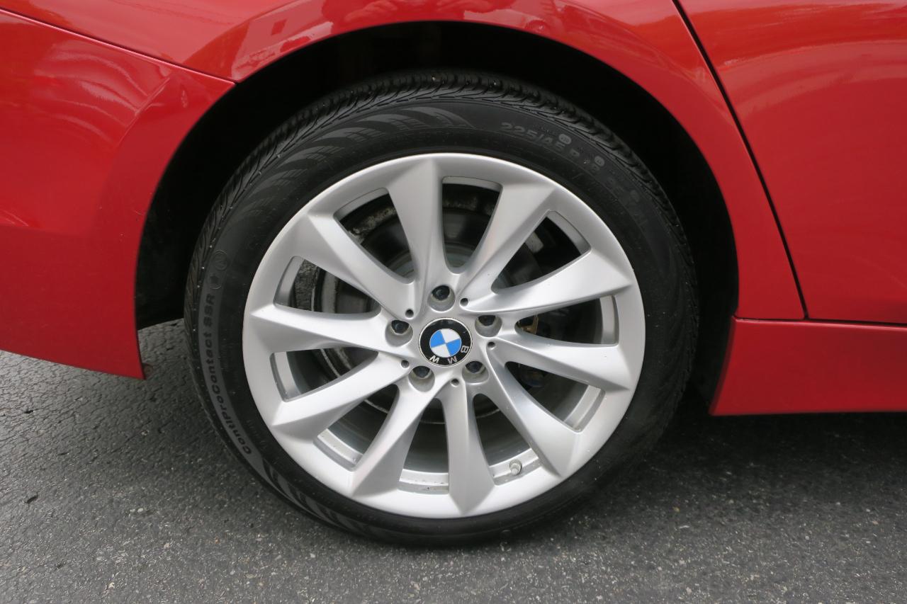 BMW 3-Series 320i xDrive Sedan 2016