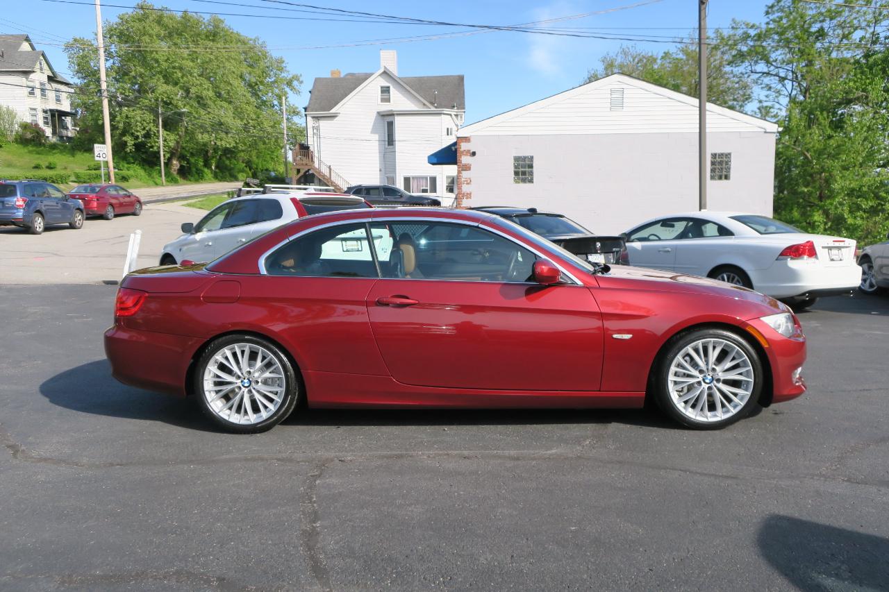 BMW 3-Series 335i Convertible 2011