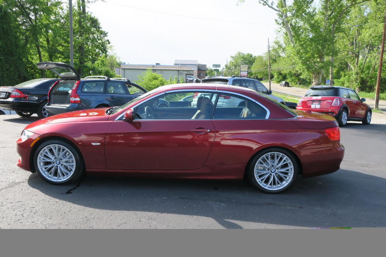 BMW 3-Series 335i Convertible 2011