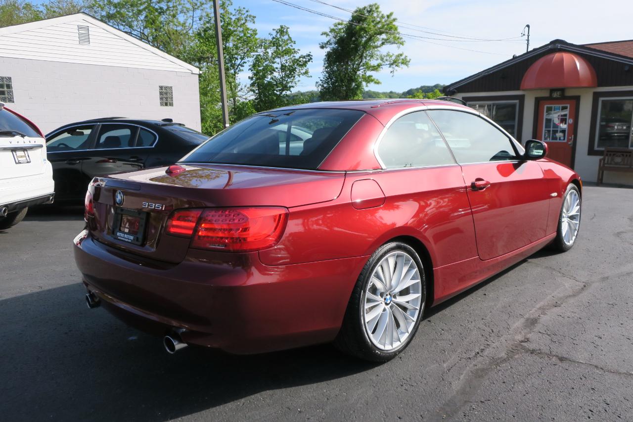 BMW 3-Series 335i Convertible 2011