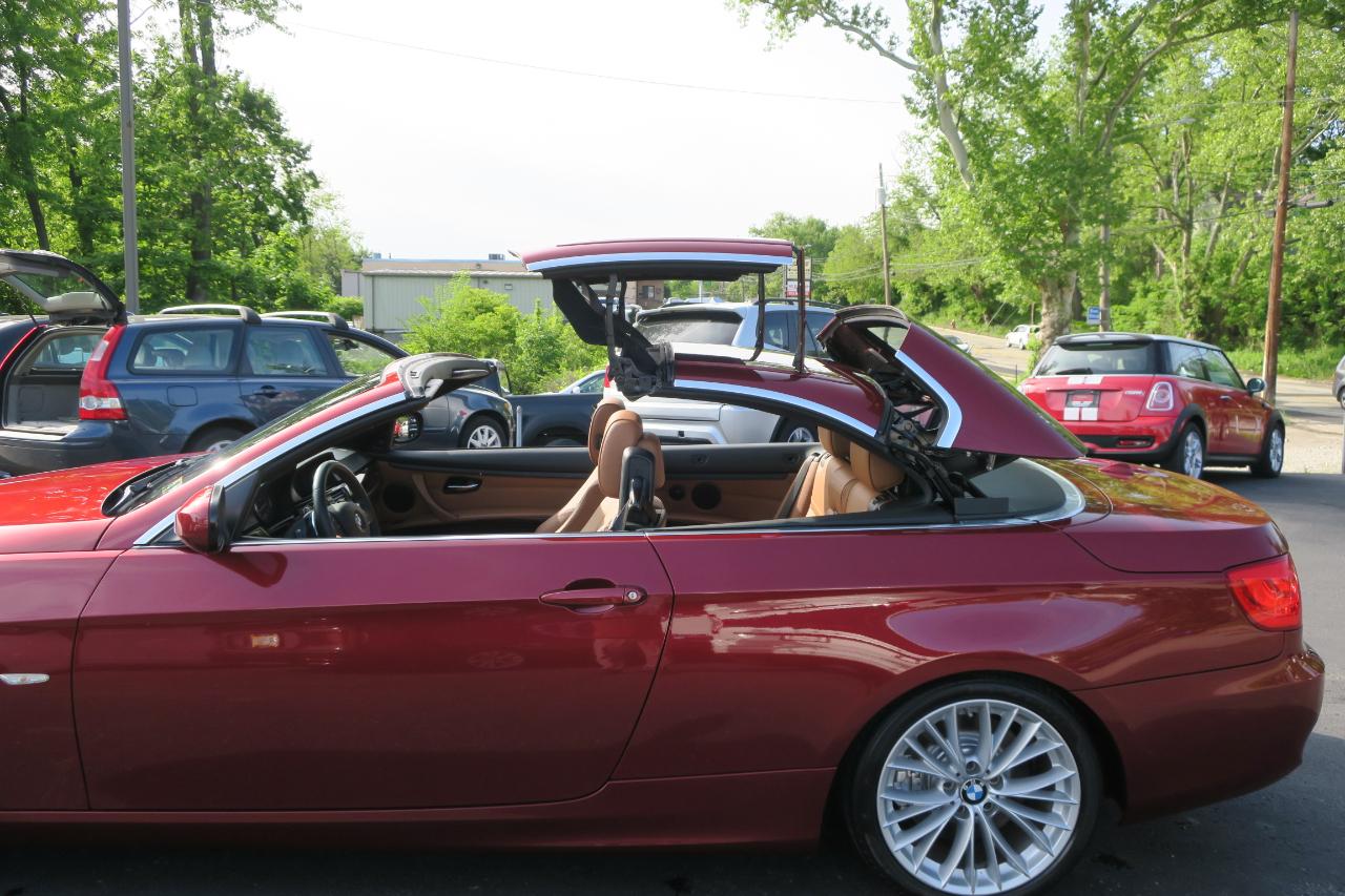 BMW 3-Series 335i Convertible 2011
