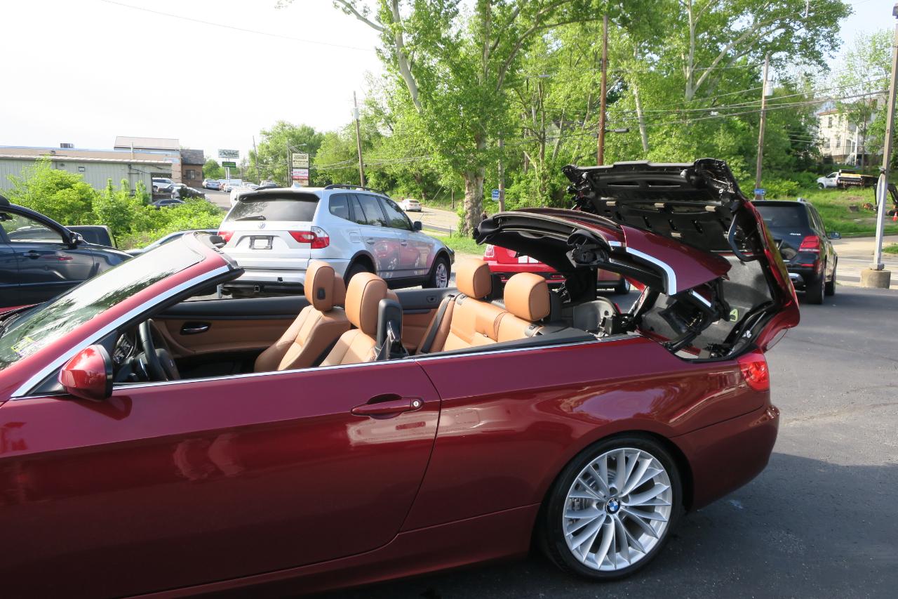 BMW 3-Series 335i Convertible 2011