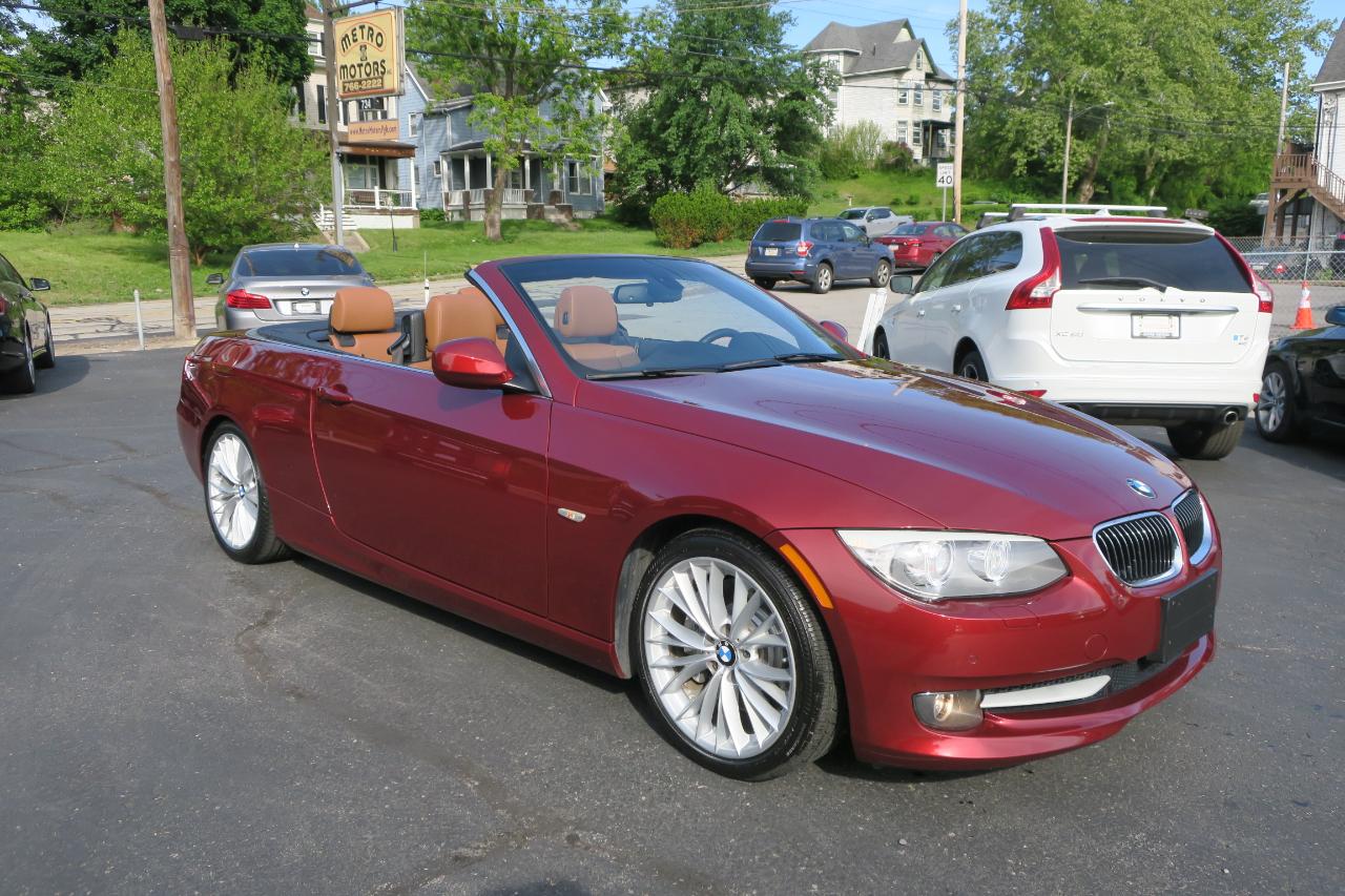 BMW 3-Series 335i Convertible 2011