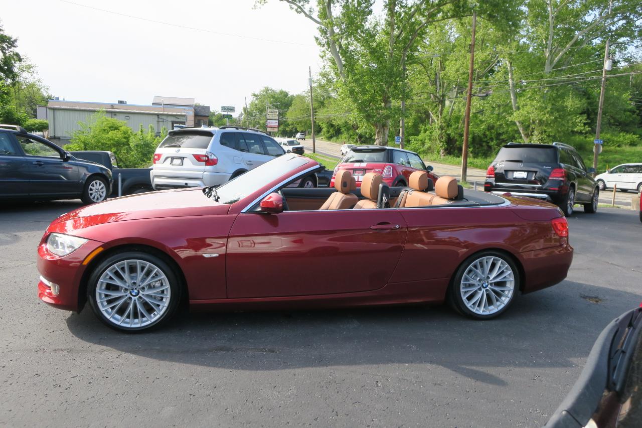 BMW 3-Series 335i Convertible 2011