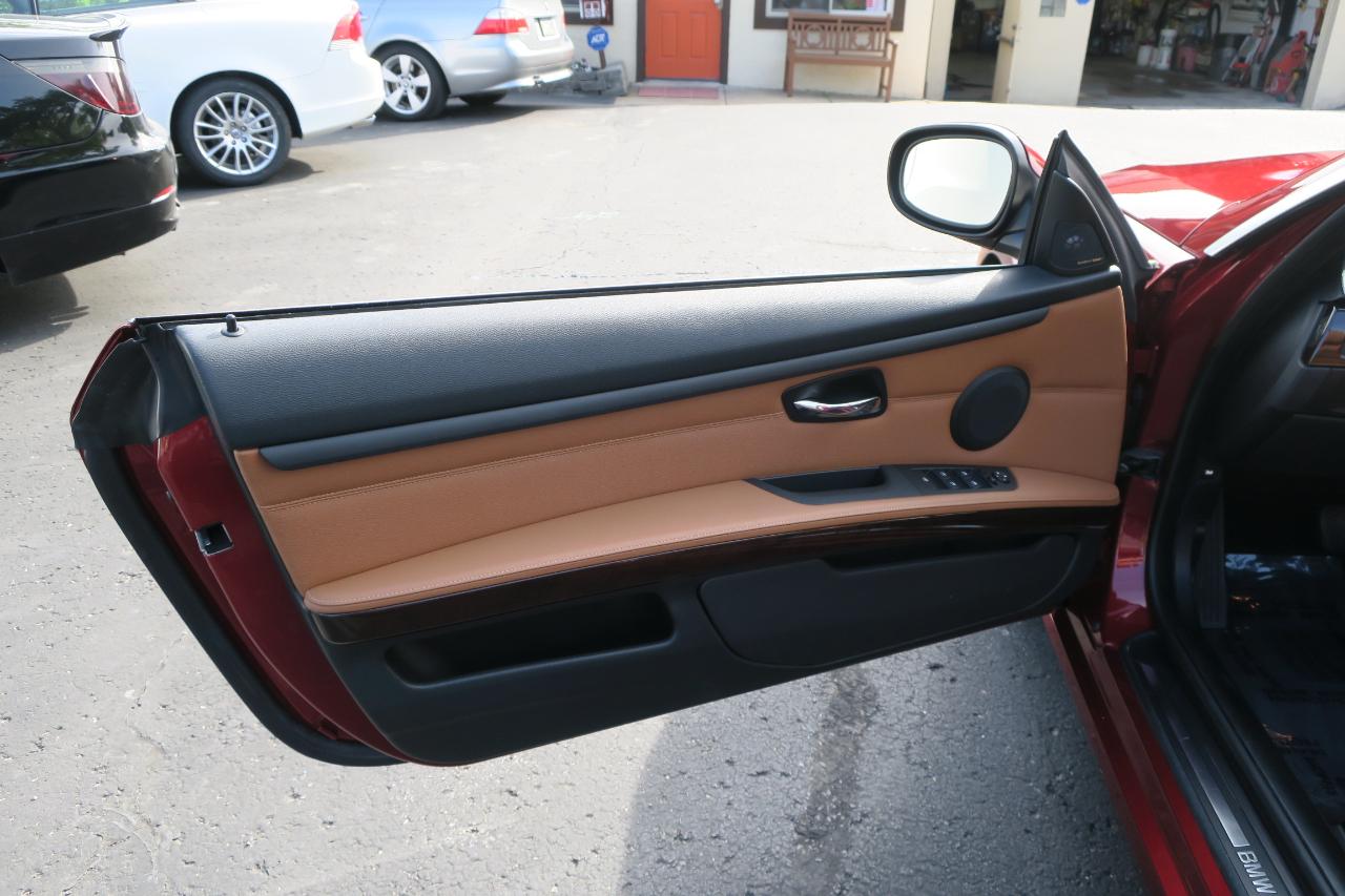 BMW 3-Series 335i Convertible 2011