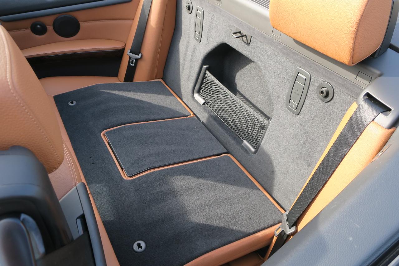 BMW 3-Series 335i Convertible 2011