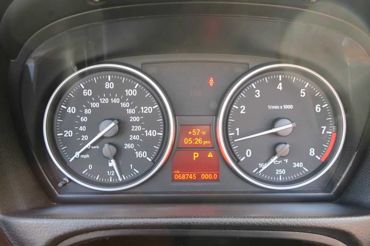 BMW 3-Series 335i Convertible 2011