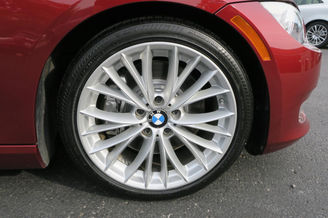 BMW 3-Series 335i Convertible 2011