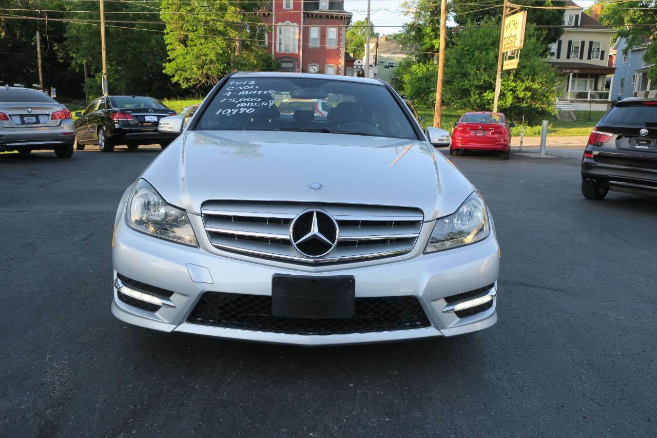 Mercedes-Benz C-Class C300 4MATIC Luxury Sedan 2012