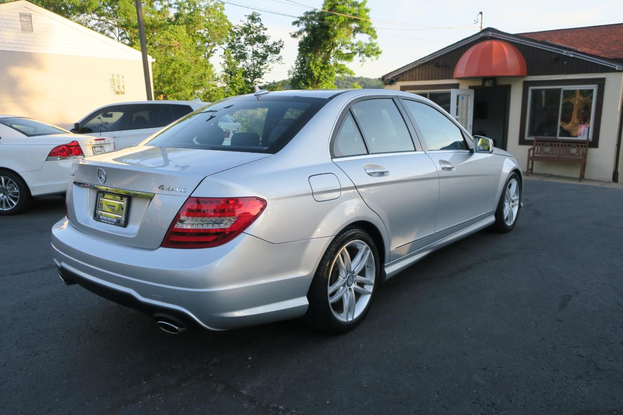 Mercedes-Benz C-Class C300 4MATIC Luxury Sedan 2012