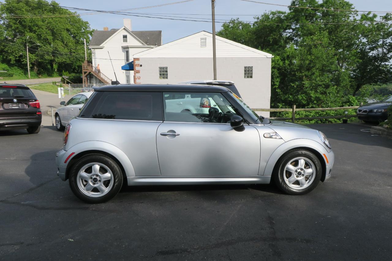MINI Cooper  2010