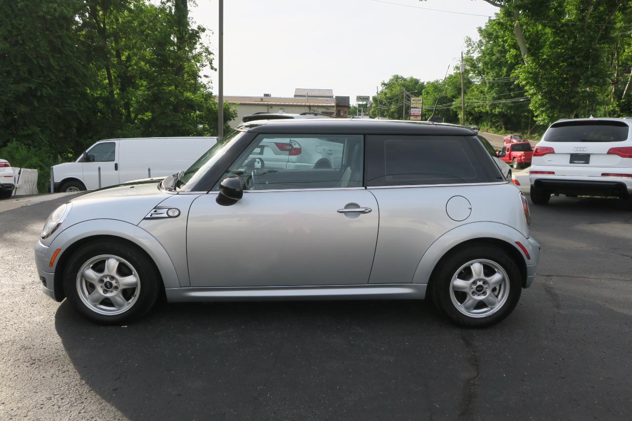 MINI Cooper  2010