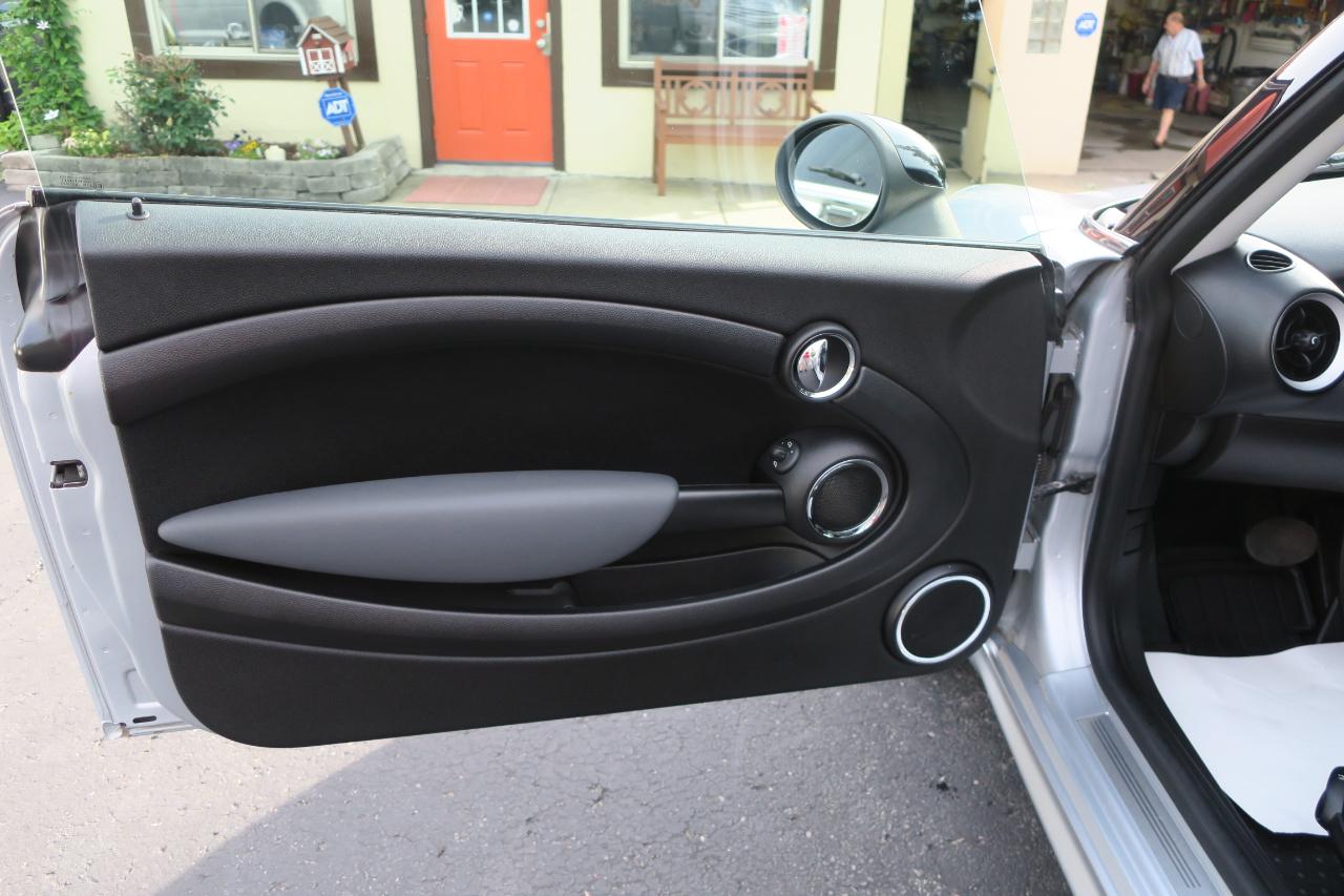 MINI Cooper  2010