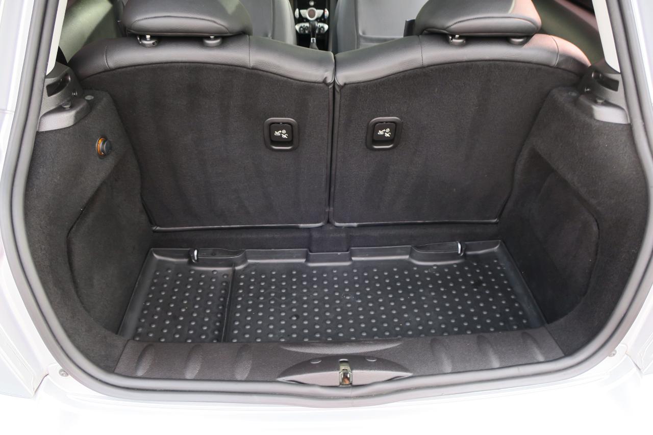 MINI Cooper  2010
