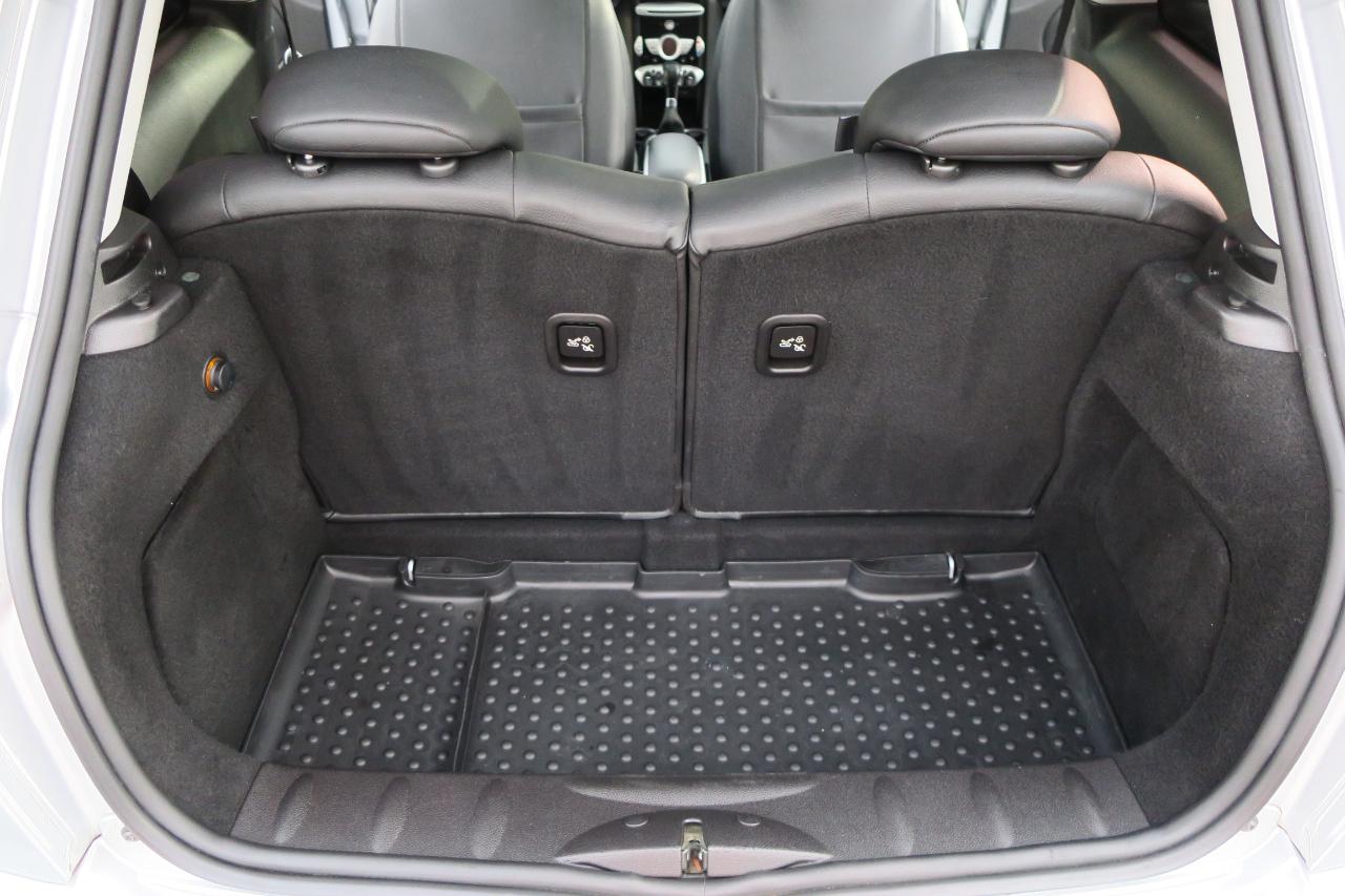 MINI Cooper  2010