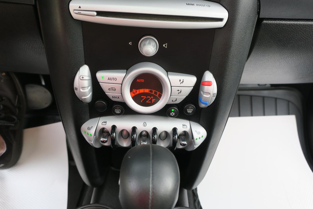 MINI Cooper  2010