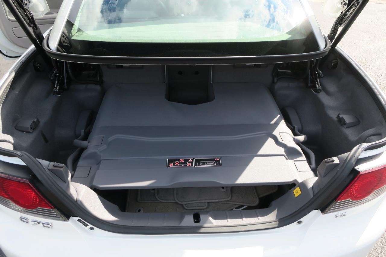 Volvo C70 T5 2009