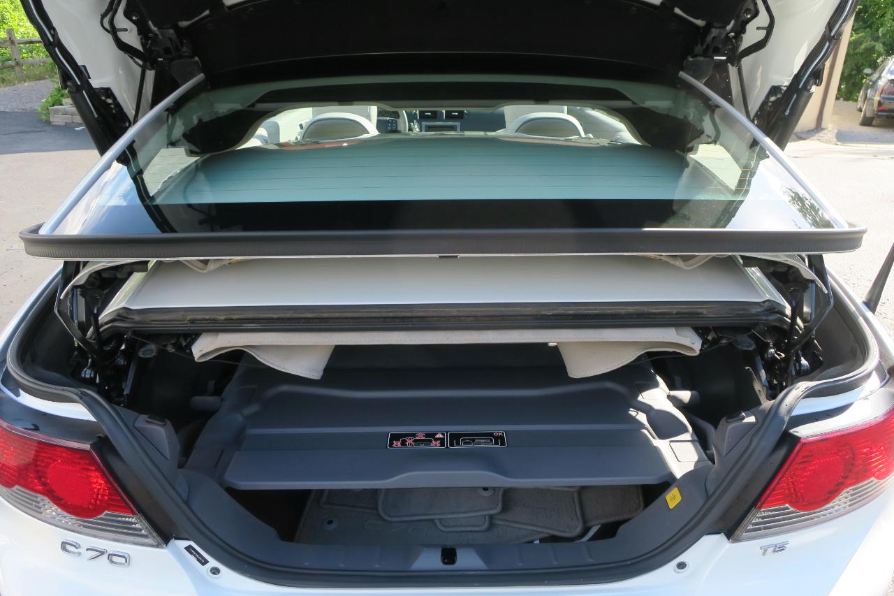 Volvo C70 T5 2009