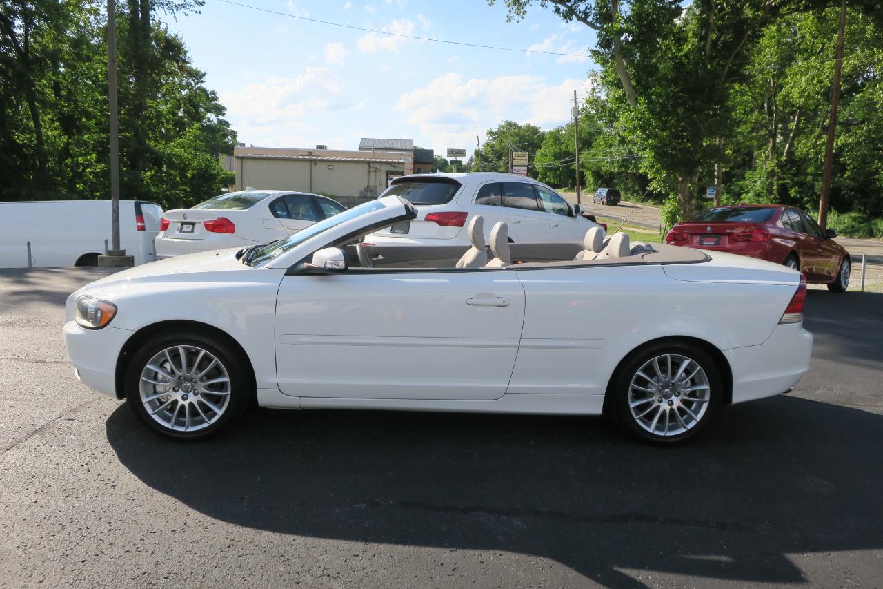 Volvo C70 T5 2009