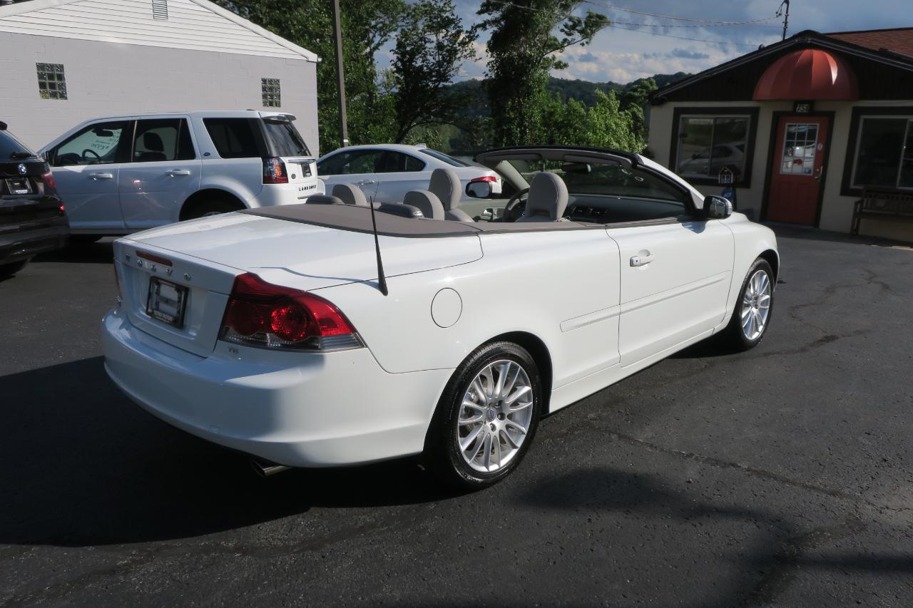Volvo C70 T5 2009