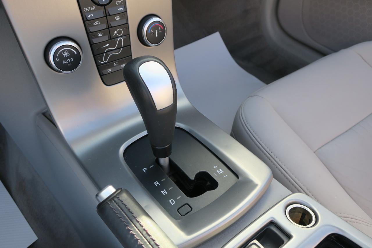 Volvo C70 T5 2009
