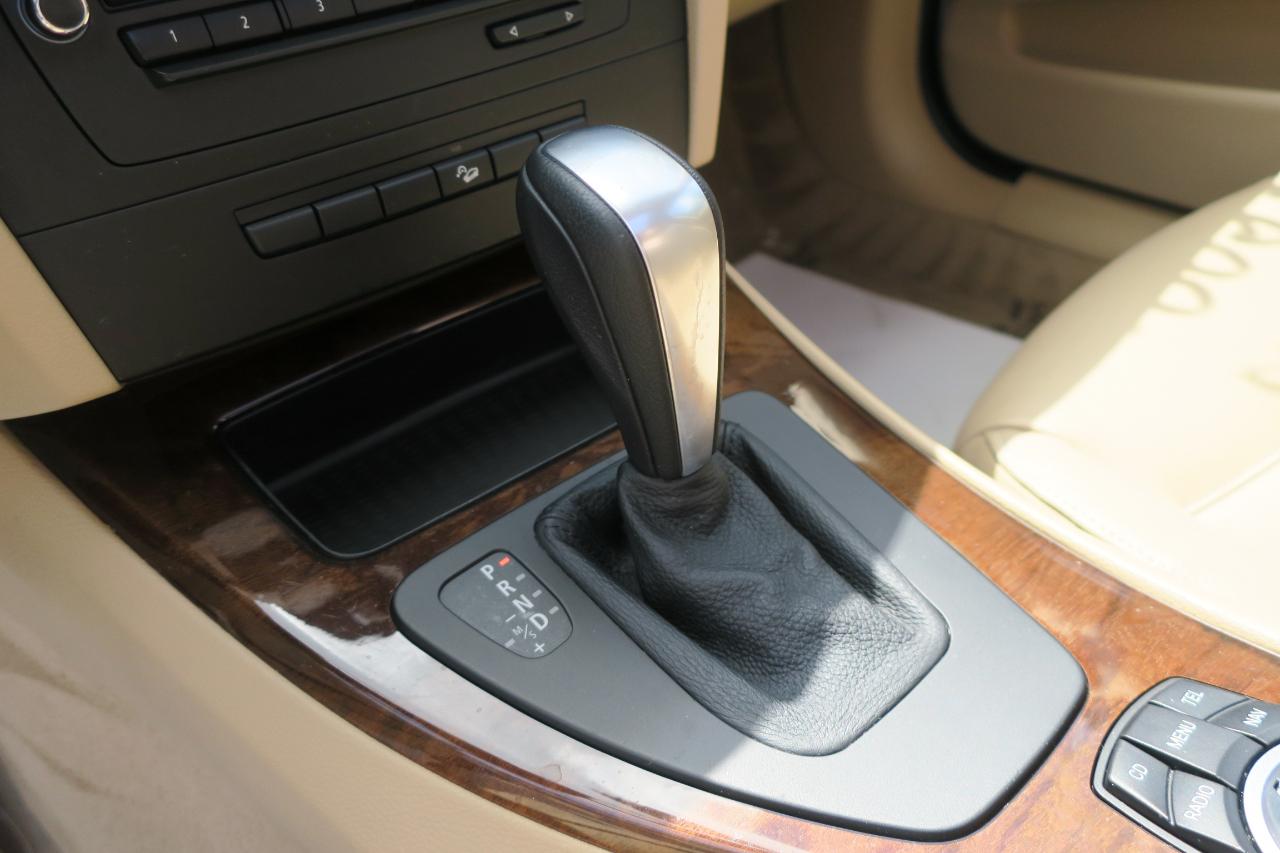 BMW 3-Series 328i xDrive 2011