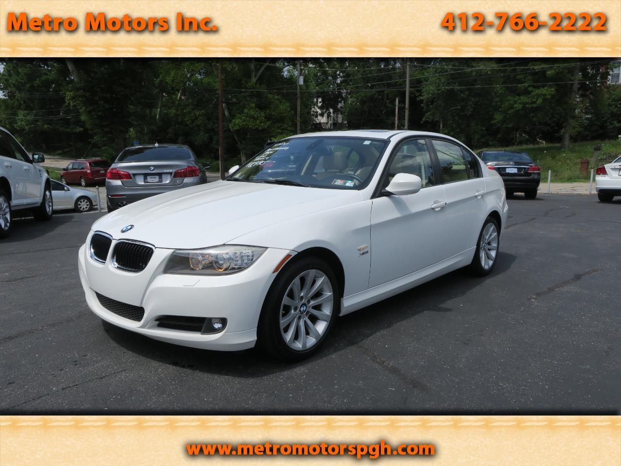 BMW 3-Series 328i xDrive 2011
