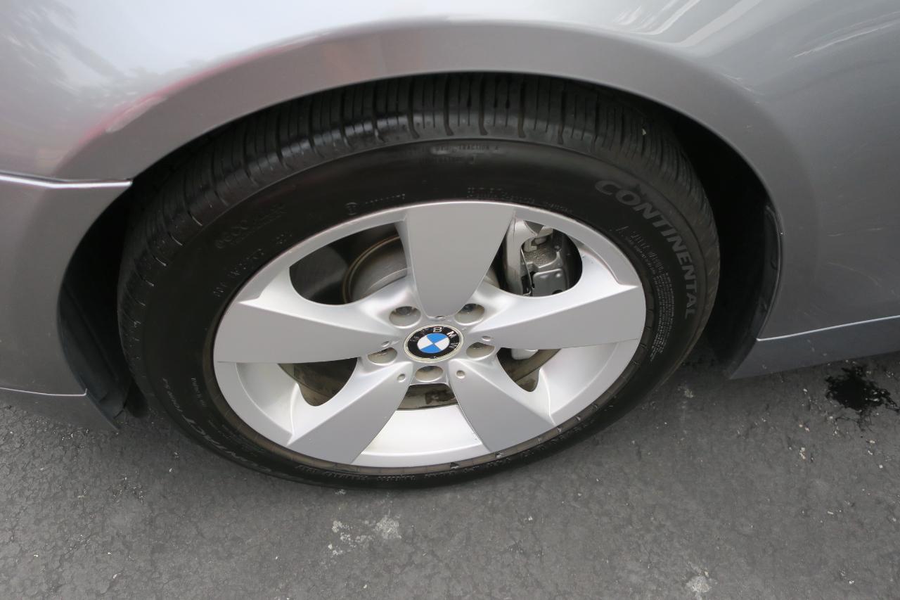 BMW 5-Series Sport Wagon 530xiT 2007