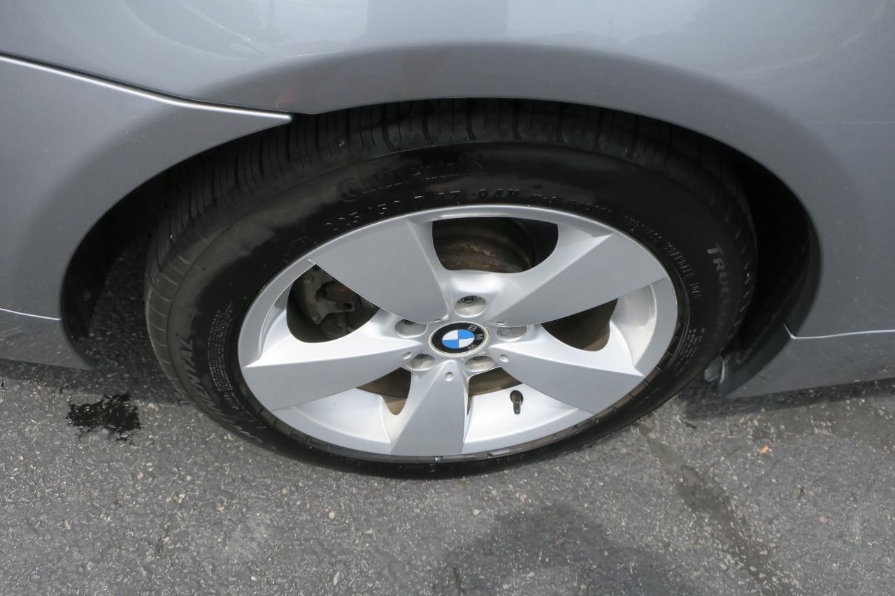 BMW 5-Series Sport Wagon 530xiT 2007