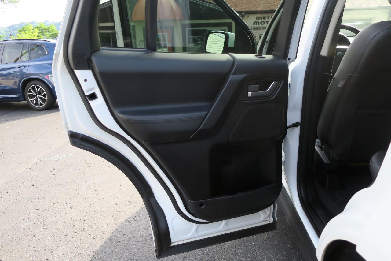 Land Rover LR2 HSE 2015