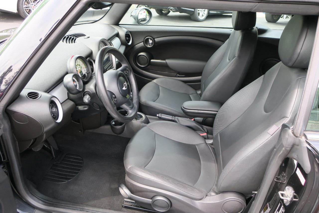 MINI Cooper Convertible 2014