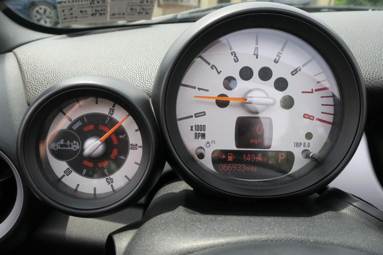 MINI Cooper Convertible 2014