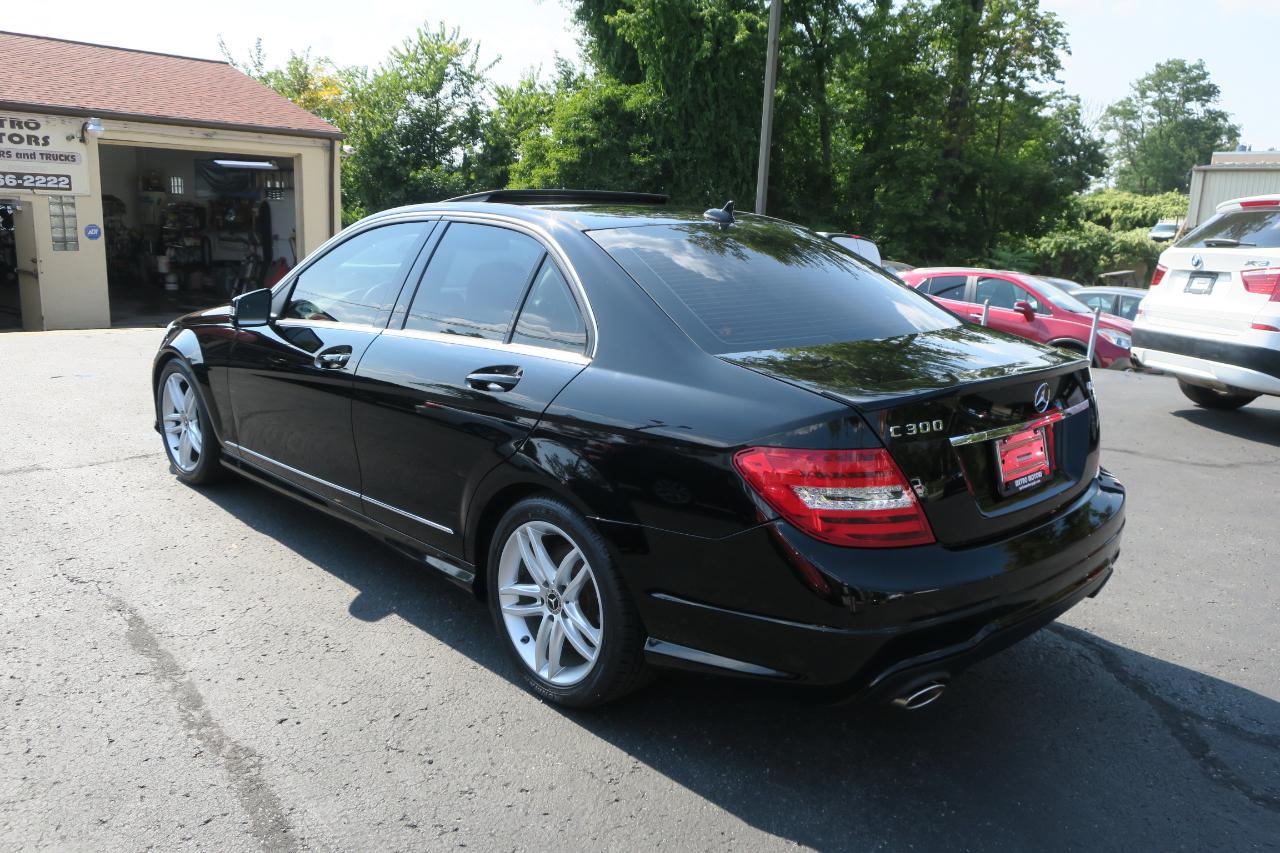 Mercedes-Benz C-Class C300 4MATIC Luxury Sedan 2012